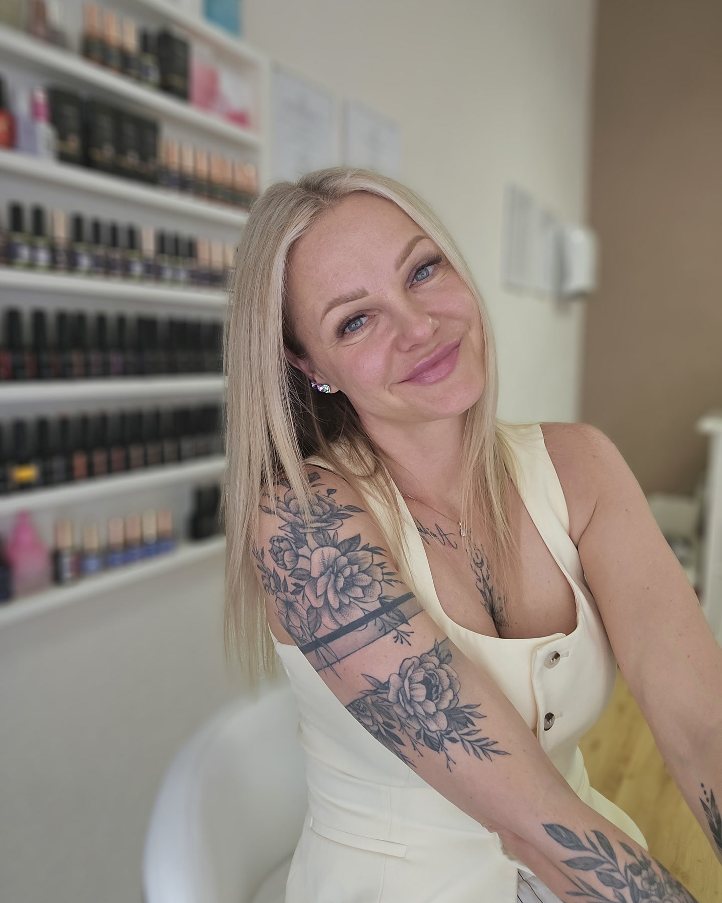 Sandra Zamberga savā studijā Tukumā